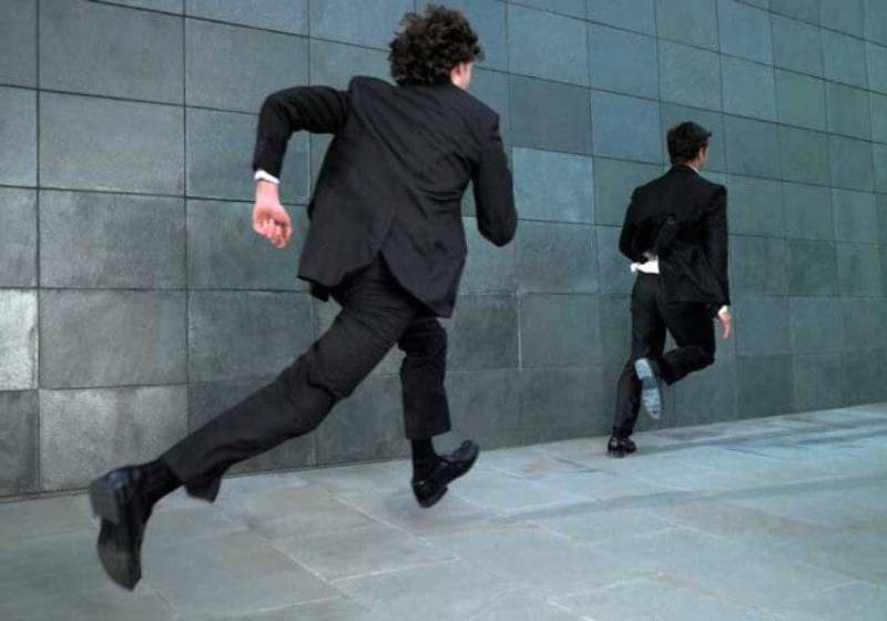 Mơ Thấy Bị Đuổi – Đánh Con Gì? Giải Mã Con Số May Mắn 2 Mơ thấy bị đuổi bởi một người lạ